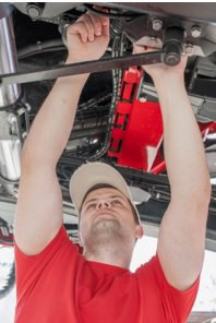 FarmsNews's tweet image. Working through your winter checklist? See three #tractortips to include: farms.com/ag-industry-ne… #plant16 #tractor