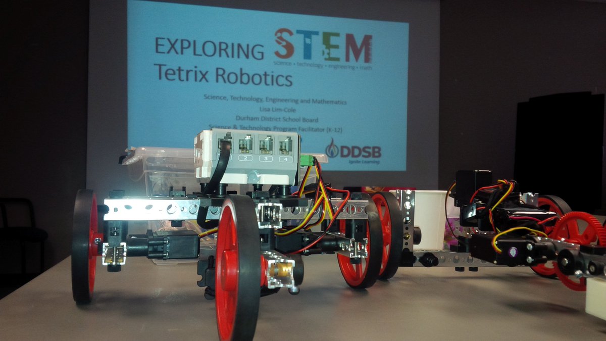 MatthewColbeck's tweet image. Learning #TetrixPrime with teachers @DDSB. Good times with #TetrixRobotics.