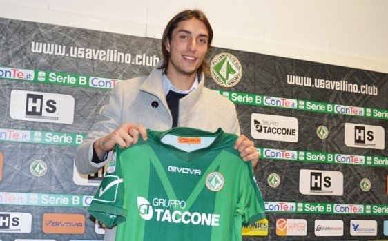 FootClubTweet's tweet photo. ✔#UFFICIALE:Marco #Migliorini all'@US_Avellino1912.Giunge dalla @ssjuvestabiaspa.  https://t.co/IFt3OB8zyI#LegaB https://t.co/42hRWP0vJS