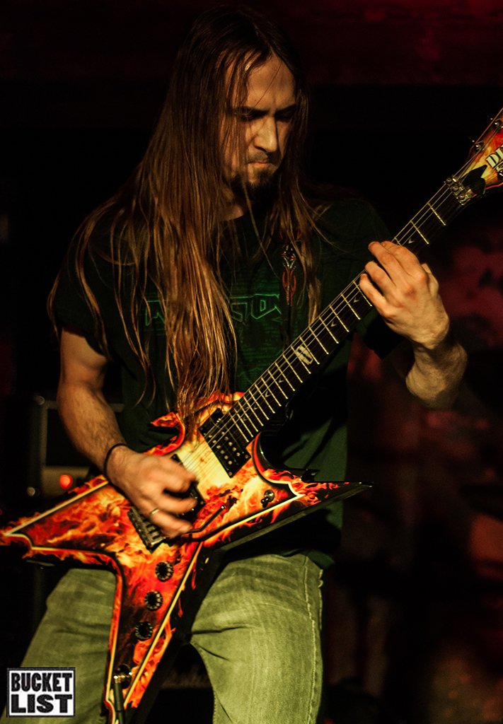 BucketlistEnt's tweet image. #liveshowreview @AccursedSpawn @NgRadPhoto @PiranhaBar #montreal tinyurl.com/humy5km