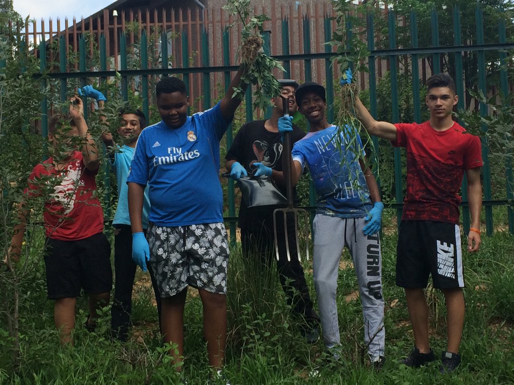 Zelda van Rooyen tweet media