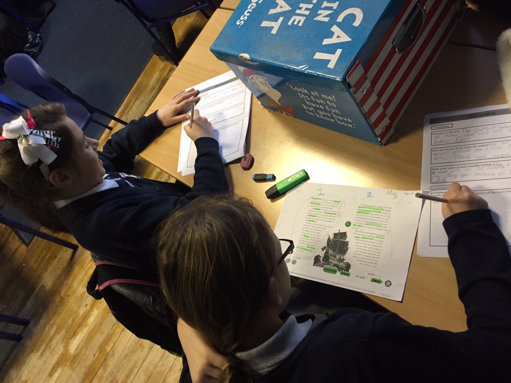 mrsdLVPS's tweet photo. Our P6's have been doing some excellent reading work in pairs! #thinkingreaders https://t.co/ey49OgvzEc