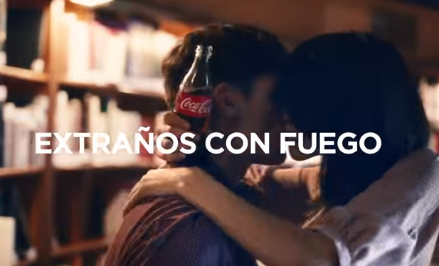 FerCastallo's tweet photo. Vuelve @CocaCola_es con "Siente el sabor" 🌟 https://t.co/UHNuvoU1gX https://t.co/D5Rf66d9Er