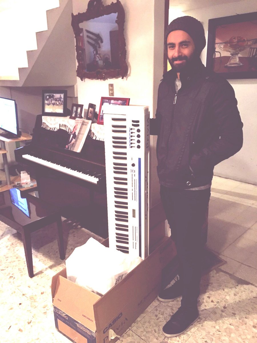 CamiloVIImx's tweet photo. Gracias a nuestros amigos de @CasioMusicMXof por dejarnos estrenar mañana en el CCE #CasioMusicGear #GoBeyondSound https://t.co/OcBY3sbU08