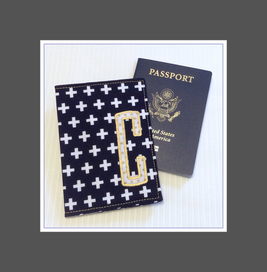 Alex_And_Ria_'s tweet photo. Monogrammed Passport Cover Black and White Plus Sign with Gold Des… https://t.co/Im8dNas9GC #Etsy #GiftForBridesmaid https://t.co/fcaBge9ZCP