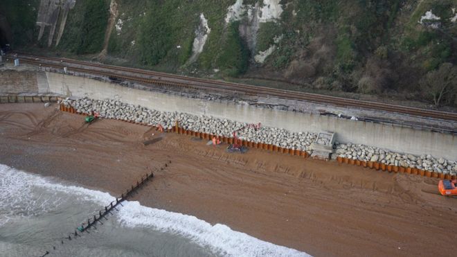 Task force set up to speed repair of #Dover to #Folkestone railway line bbc.co.uk/news/uk-englan…