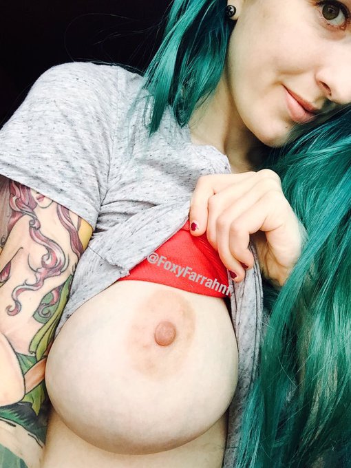 #ThankYouTuesday 🙏  😍 @FoxyFarrahNF 😍 https://t.co/iQBWKpIbaC<a href="/tag/thankyoutuesday"class="tags">#ThankYouTuesday</a><a class="tags" href="/tag/foxyfarrahnf">@foxyfarrahnf</a>