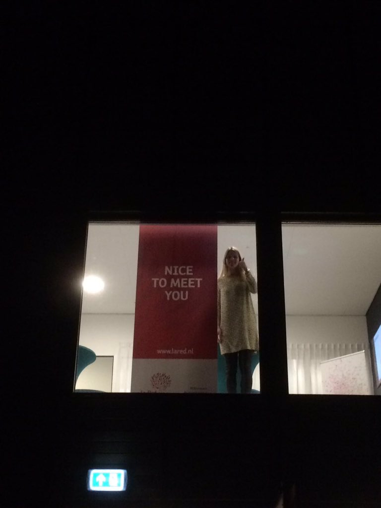 MiriamNotten's tweet photo. Wij zijn er al! Bij @PodiumHogeWoerd in Castellum. Verheugen ons op #LRnetwerk. #LRbackstage https://t.co/eGM6sPuNTb