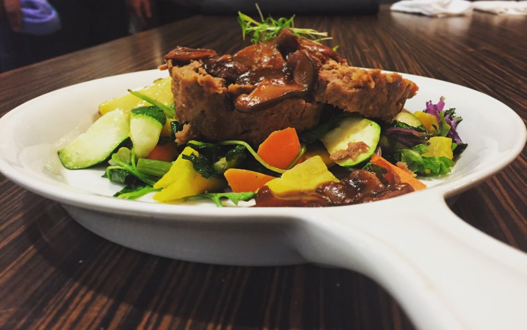 BoulevardRD's tweet photo. Yummy thing needs to go in your tummy "Meatloaf with Roasted Potatoes and Corn" Call us to reserve 403-314-BLVD https://t.co/r2lMKBOzMq