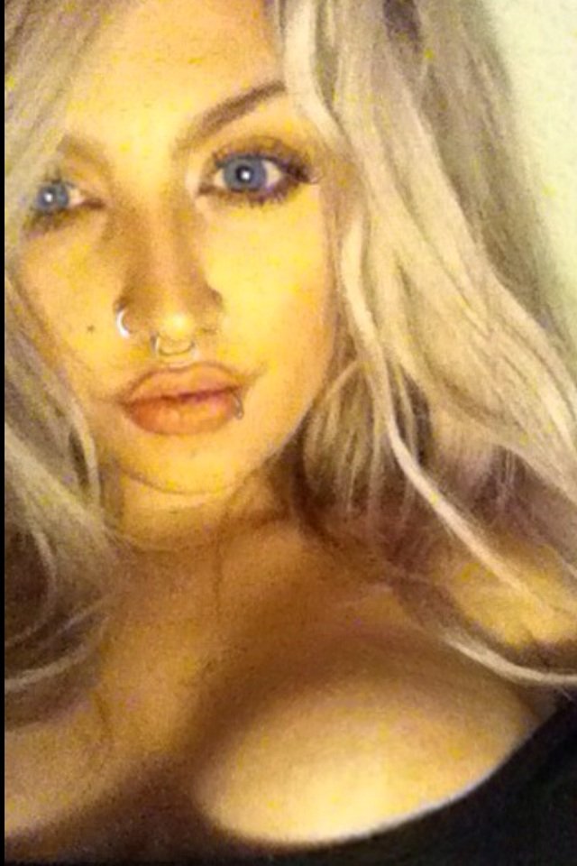 KittyDeeVine1's tweet photo. Be my piggy. #wishlist #paypig #atm #findom #cam2cam https://t.co/Yt9T1BMItT