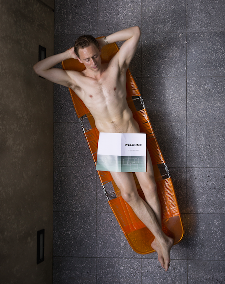 JarettSays's tweet photo. I'm totally fine with 2016 being the year of gratuitous movie stills: I give you Tom Hiddleston for #HighRise https://t.co/lLAnyetmaE