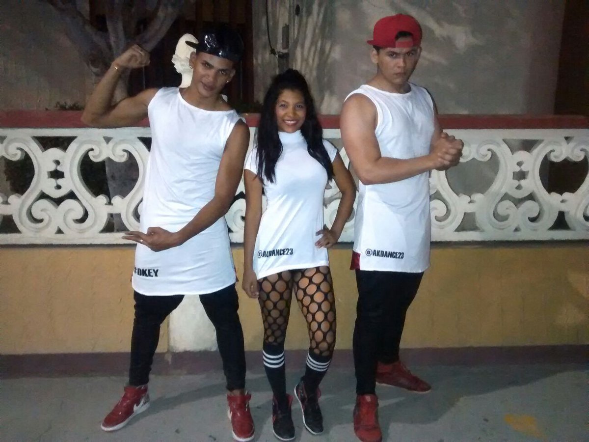 DkeyAmaya1's tweet photo. @Akdance23 @GrupoRACHA https://t.co/NwBeYizOUd