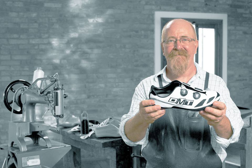 sportmed_es's tweet image. .@diamantdmt es pasión y experiencia para confeccionar el mejor calzado para la bici. #DMTTechnology #DMTRevolution