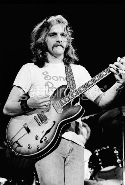 CountsKustoms's tweet photo. Saying goodbye yet again to another one of the defining voices of classic rock music. RIP #GlennFrey https://t.co/tad7uplbhx