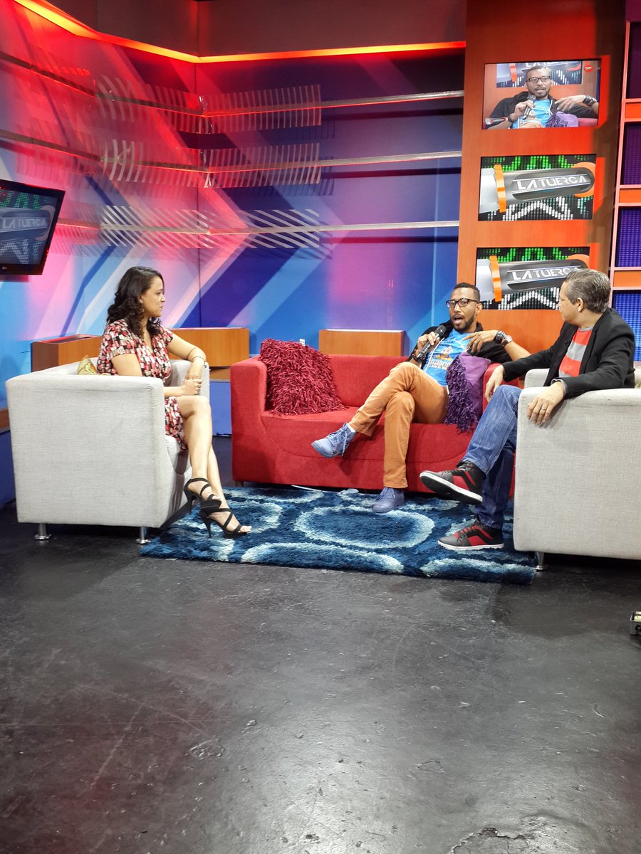 LaTuerca23's tweet photo. Entrevista al actor @johnniemercedes. ¡Sintoniza ya! #LaTuerca #TelefuturoCanal23 https://t.co/RnLE72AwdD https://t.co/aYXWVdfugl