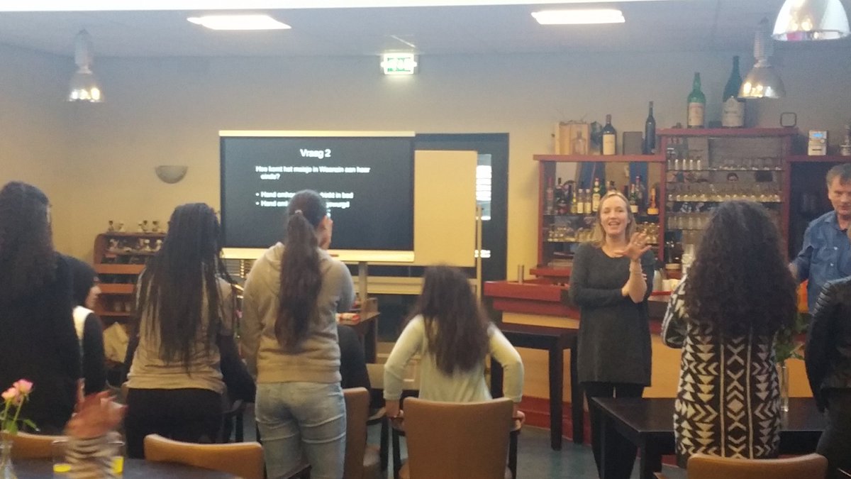 Vandaag een zeer succesvol en leuk bezoek van <a href="/melwallisdvries/">Mel Wallis de Vries</a> op het <a href="/VCAmersfoort/">vakcollegeamersfoort</a>