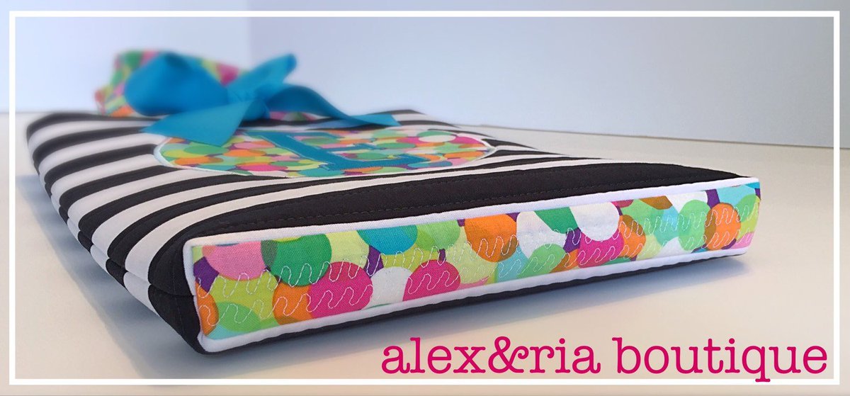 Alex_And_Ria_'s tweet photo. Monogrammed Large Tote Bag for Girls , Flower Girl Gift , Black White … https://t.co/BDJ65cvaMJ #Etsy #StripeToteBag https://t.co/O46OgRyy7i