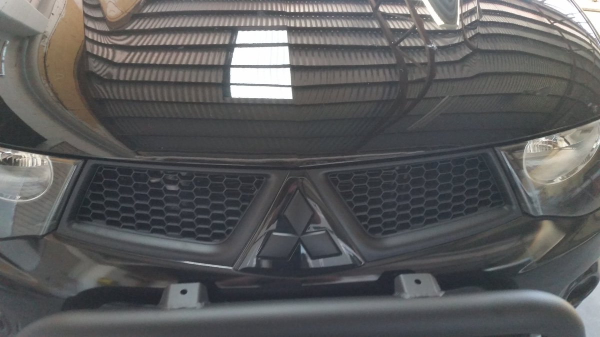 Complete black out on a #Mitsubishi triton looks tuff