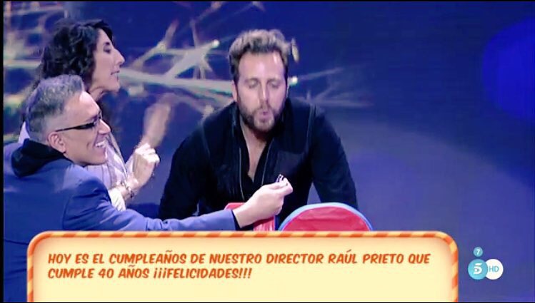 BingoLasVegas's tweet photo. Feliz 40 cumpleaños a nuestro #SolDeOro @raulprietogil. ¡Grande! @salvameoficial #vipsavips #YoVeoSalvame https://t.co/3l10WWS40F