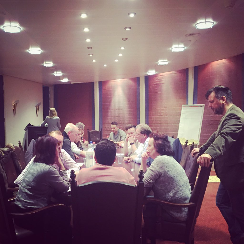 hellotmrrw's tweet image. Team working hard. Discovering their company's character. #identitystorm #creativeagency #corporateidentity