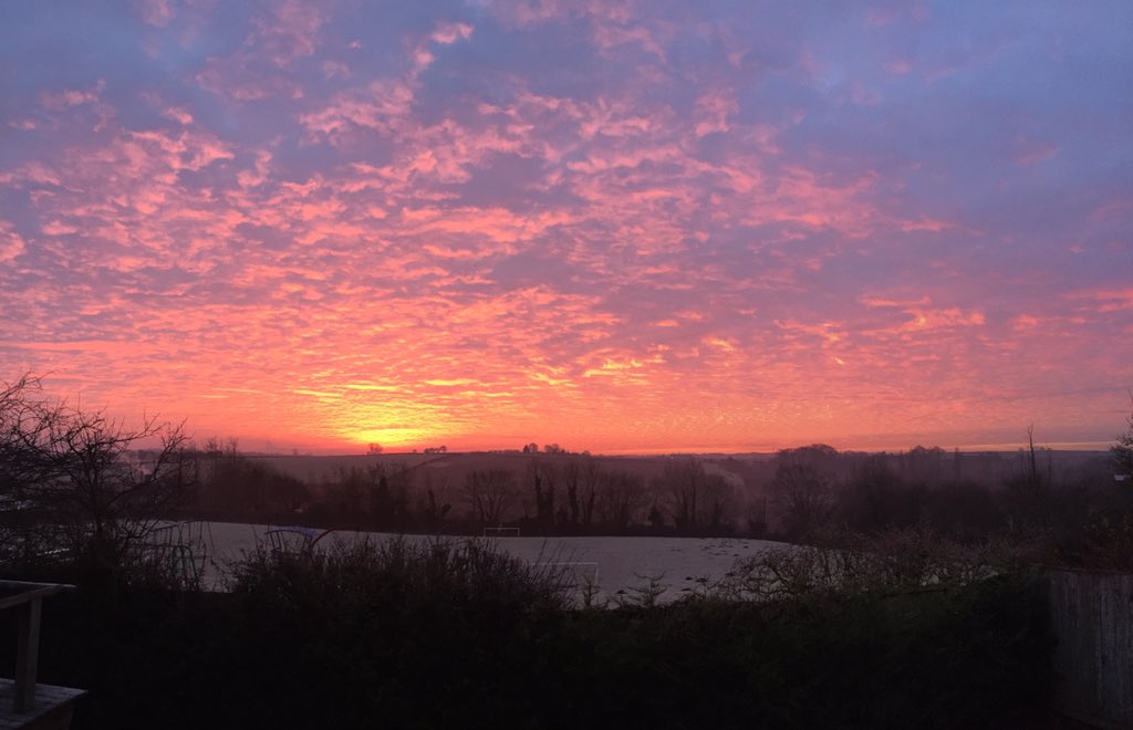 Lovely sunrise this morning ... Anyone else see it ? <a href="/pleasleypt/">Pleasley Pit Trust</a>  #sunrise