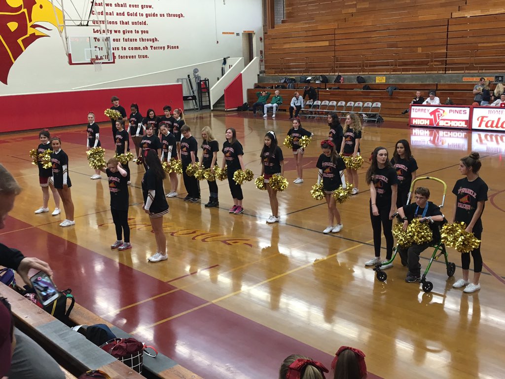 TorreyPinesHS's tweet photo. TPHS cheer team and our first TP Sparkle team showing off their spirit!  Great job. #TPHS https://t.co/p9R1pbFYkw