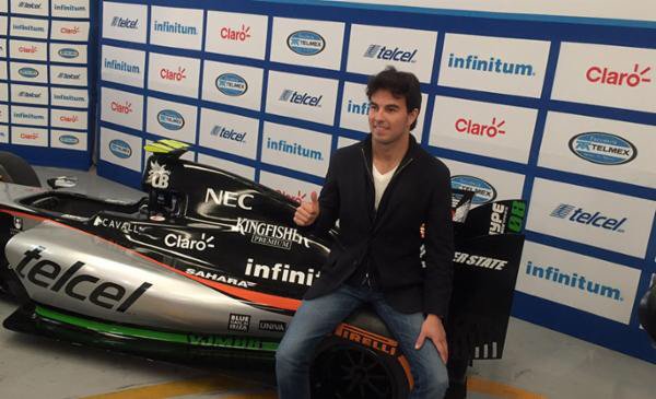 escuderiatelmex's tweet photo. Fans y medios de comunicación compiten con @SChecoPerez en el evento #CorreConCheco: https://t.co/n76fFkM9Jt https://t.co/k6Rg0IbVvk