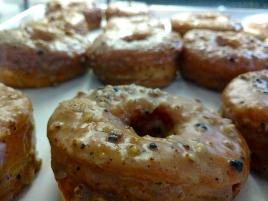 BigPappys's tweet photo. RT to win 6 @DonutMonster donuts! 🍩🍩🍩 Must be following us to win. Winner chosen on Friday! #HamOnt #Westdale https://t.co/LwjYBqKdN7