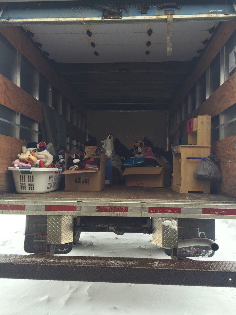 urvip8765's tweet photo. Yay! Thrift on Kent picked up all  the donations! Thanks to everyone who took part to help out! #c2lffp https://t.co/bciedSqMxO