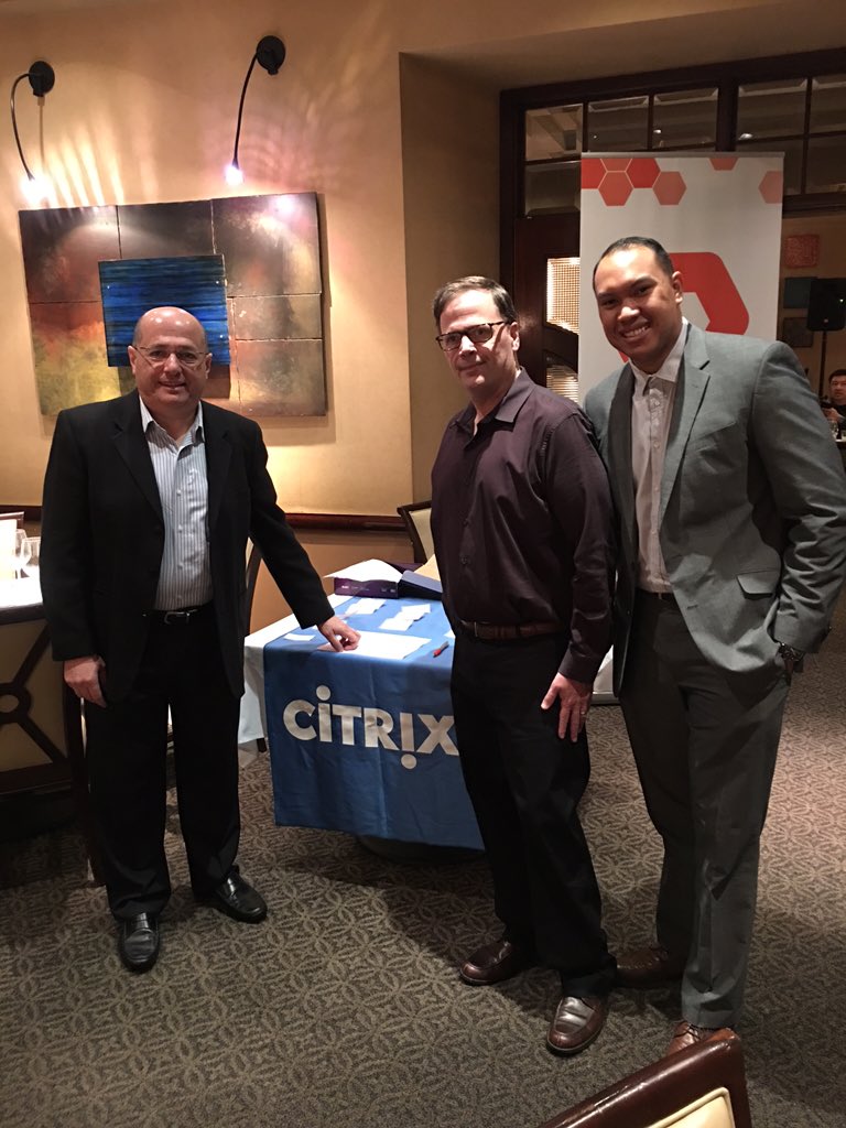 GTCSystems's tweet image. The GTC LA Team with @citrix SE, Andrew Murphy presenting at Ruth&apos;s Chris in Woodland Hills at our Tech Briefing.