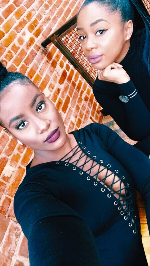 Ms_AfricanQueen's tweet photo. "Dipped in chocolate, bronzed in elegance, enameled with grace &amp; toasted with beauty. My Lord, she's a black woman." https://t.co/lpBAeKfkIS