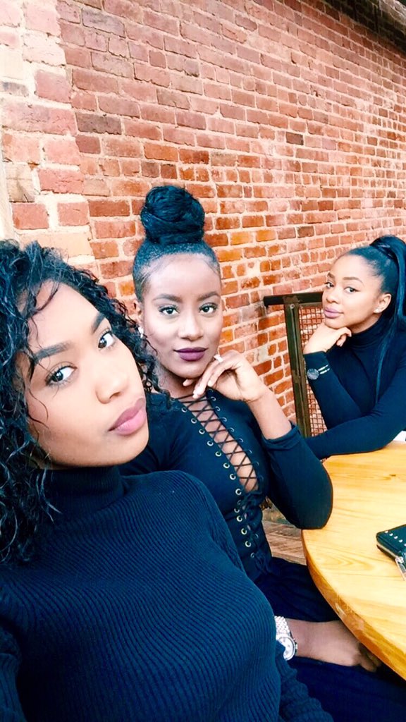 Ms_AfricanQueen's tweet photo. "Dipped in chocolate, bronzed in elegance, enameled with grace &amp; toasted with beauty. My Lord, she's a black woman." https://t.co/lpBAeKfkIS