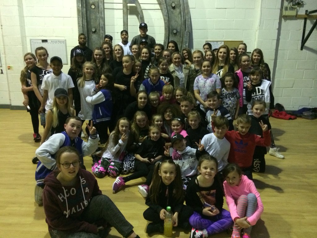 Nikkilynam's tweet photo. Thank you diversity for being such inspirational young men to my pupils your amazing🙋🙋🙋 https://t.co/2NQXFVQjBY