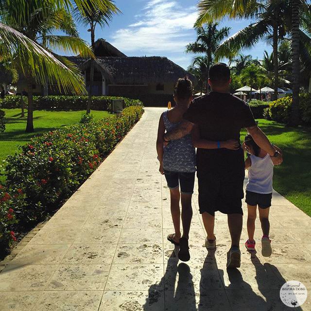 WhispersInspire's tweet photo. Capturing a moment in time &amp; a father's love in #PuntaCana. Makes me smile. https://t.co/OlLOSxYf1x #12PrintsProject https://t.co/eRiScjrN3D