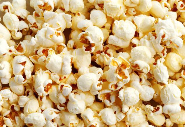 BrownGuyLogic's tweet photo. #NationalPopcornDay or #NationalCurryDay https://t.co/L9urTxCKyF