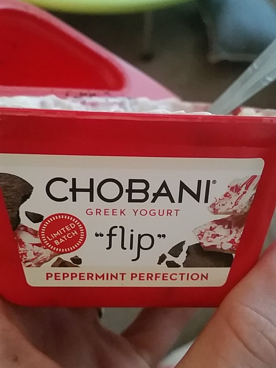 tyniblog's tweet photo. Thanks @h_rylie for showing me the light :) #chobaniflips https://t.co/QjzBRKg5Uy