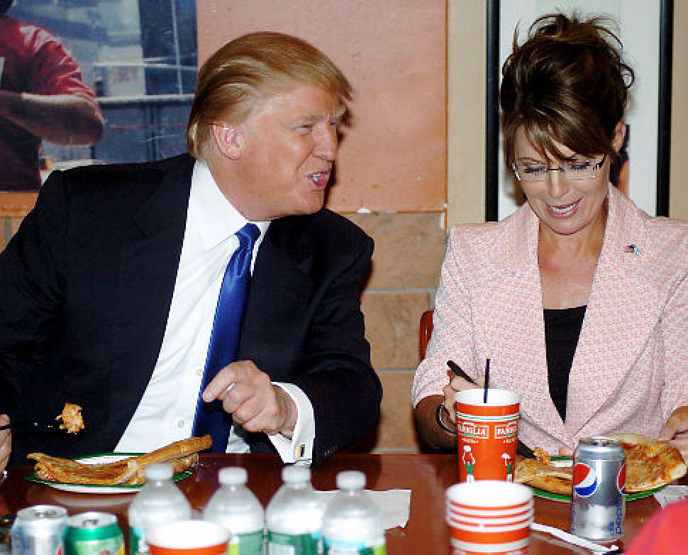 Sarah Palin endorses Donald Trump