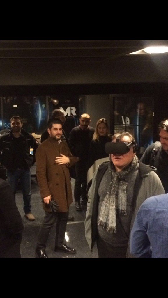 AcanYilmazz's tweet photo. TR'nin ilk Vr Lab'i için onlarca kişinin aylarca verdiği büyük emeklere değdi.. #VRfirstBAU Gurur ! 👏 https://t.co/9Ic4B67Z6K