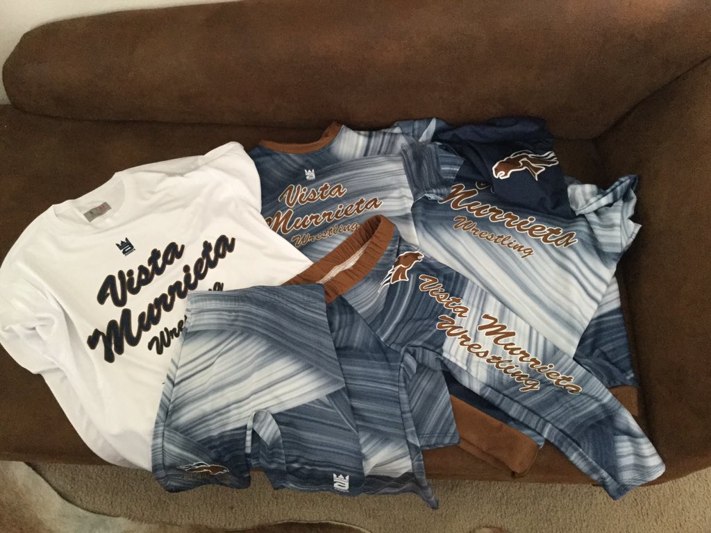 VMHSgWrestling's tweet photo. Girls gear is here https://t.co/9CR9gznV1c