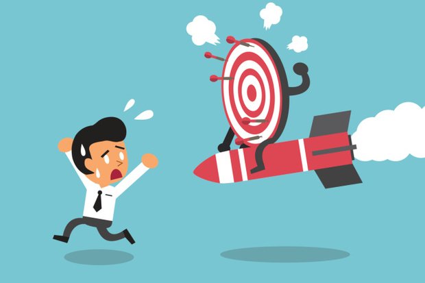 Not employing a customer-centric mindset is a mistake, says @Hootpenny ow.ly/XeD5O via <a href="/cioonline/">CIO.com</a>