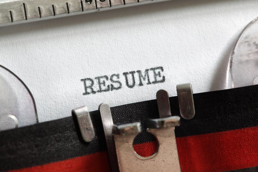 DeluxeJobs's tweet photo. How's your resume looking nowadays? Get the most out of it with these tips! https://t.co/B0ZYZZQyvS #DlxTuesTips https://t.co/0OqDQeOE2p