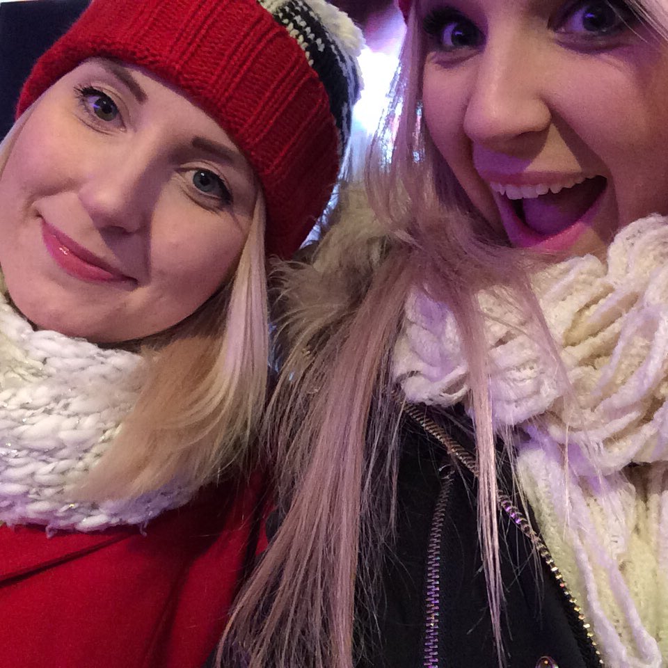 Holly Jones tweet media