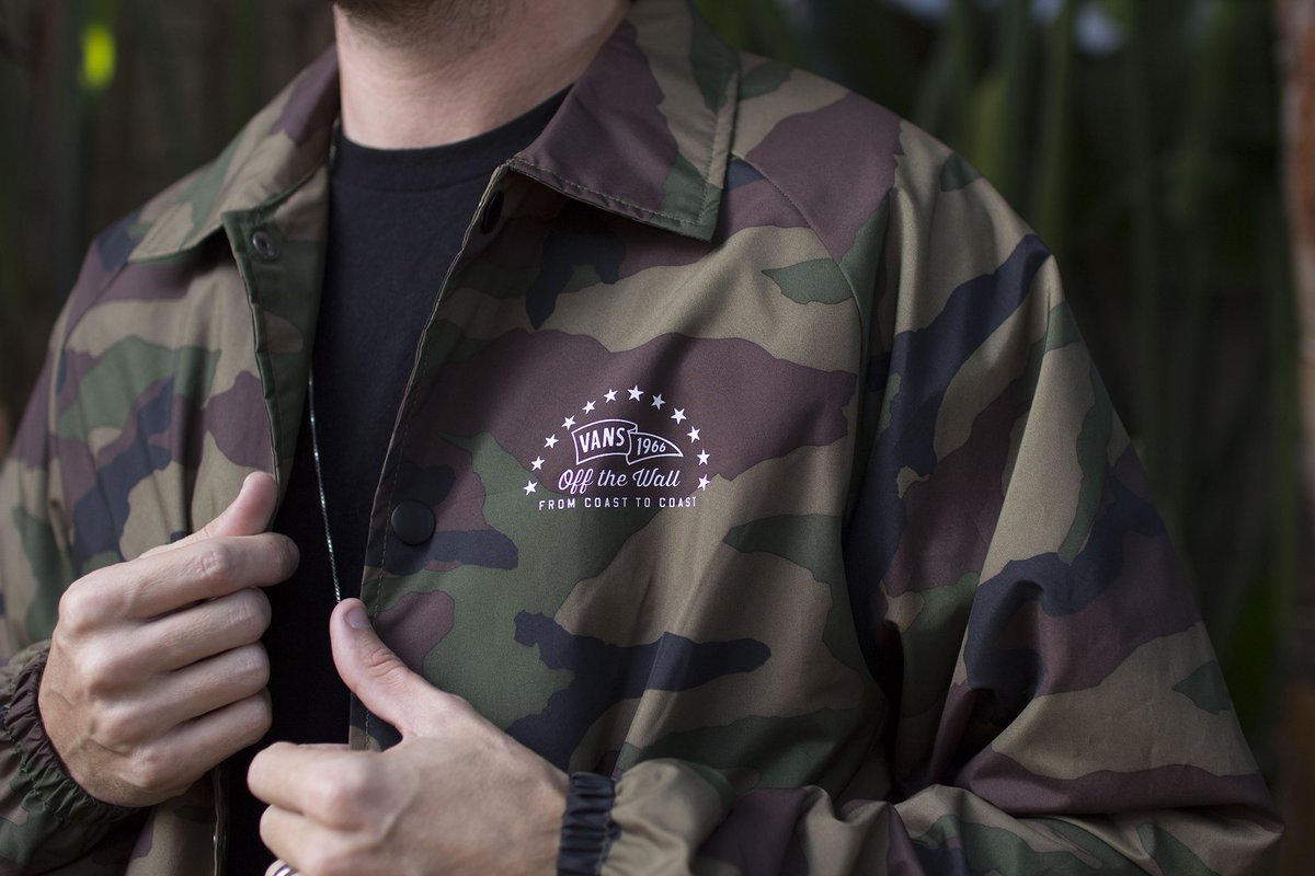 vans camo coach jacket