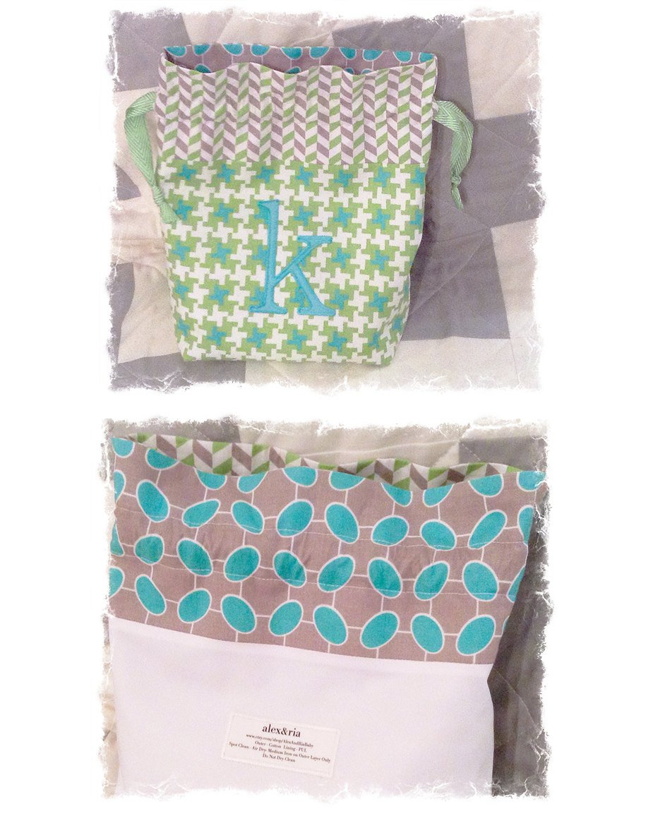 Alex_And_Ria_'s tweet photo. Personalized Drawstring Cosmetic Bag Bridesmaid Gift PUL Lining Mo… https://t.co/9zrMEwWrbN #Etsy #BabyShowerGift https://t.co/fS8IzCToeH