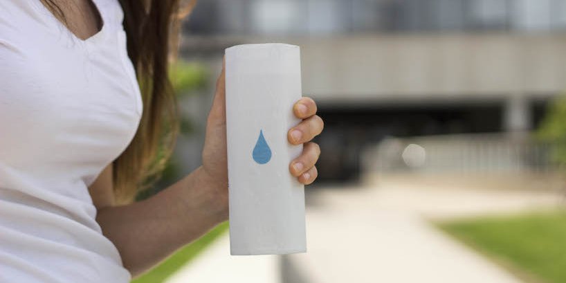 Completely disposable / upcyclable alternative water bottle by Luigi Rausch 

bit.ly/1J5tLtj