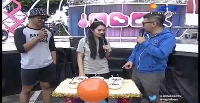 InboxSCTV_'s tweet photo. Pagi ini #Nginbox spesial ulang tahun @KarthykaPutri bareng @Uus__ @dhikacungkring @gadiiing https://t.co/BByU8HvtDB