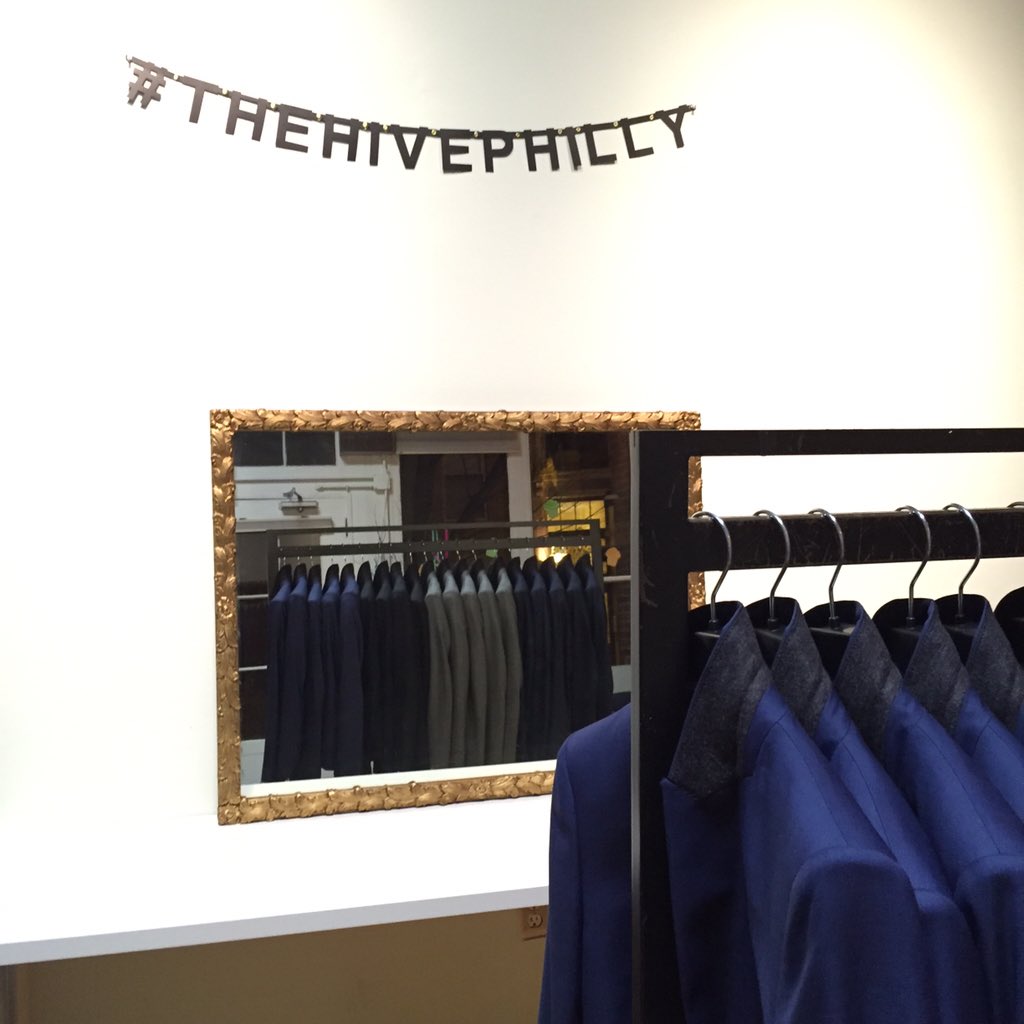 citizensmark's tweet photo. Hello, Philly! Getting ready with @TUXEBodywear @levoleague and @thehivephilly. #WomenWhoWork #officestyle https://t.co/wLRkevMHBU