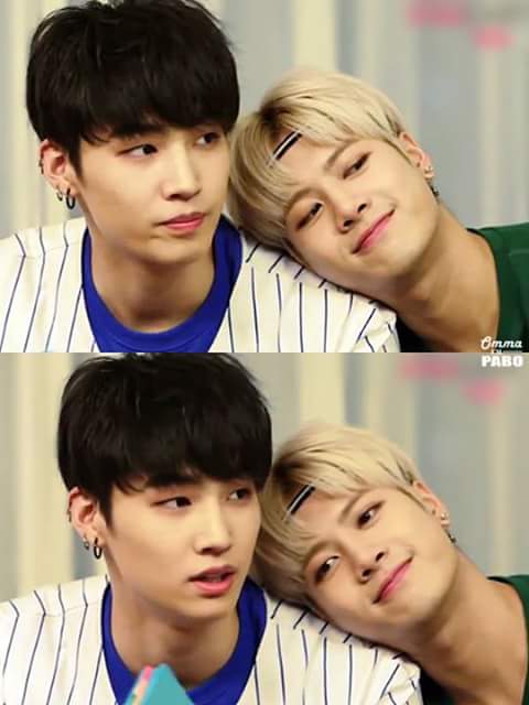 heyAhgase's tweet photo. 1st bias was JB then Jackson came into my life and pushed JB out...and now... #GOT7Problems #IGot7Problems https://t.co/HQLdrITeuU