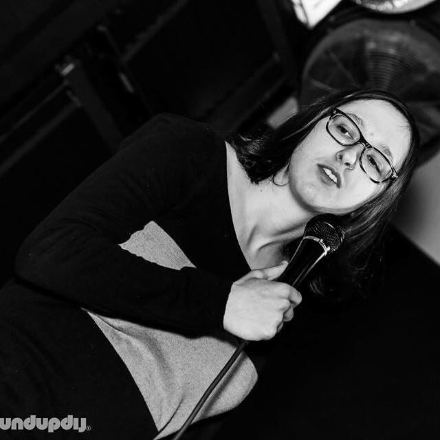 fakeitcomedy's tweet photo. Winner @RachelMComedy just slayer! Next show Feb 16th @PubHouseTheatre #fakeitcomedy https://t.co/XdHDfJyFdz