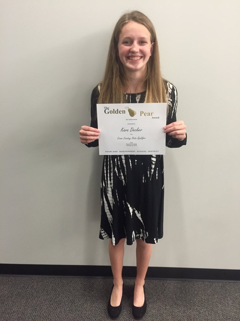 OilersXc's tweet photo. Congrats Kara Decker for getting recognized as a State Qualifier at the board meeting tonight! @PearlandHighSch https://t.co/f1LE4PbuXm